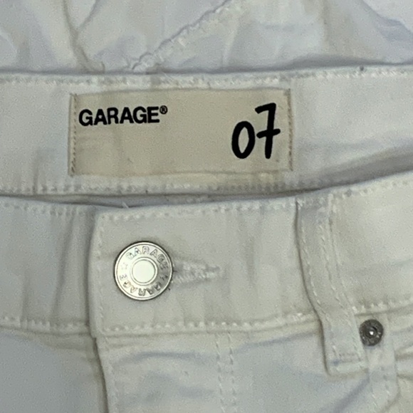 White Retro High Waisted Jeans - Picture 3 of 3